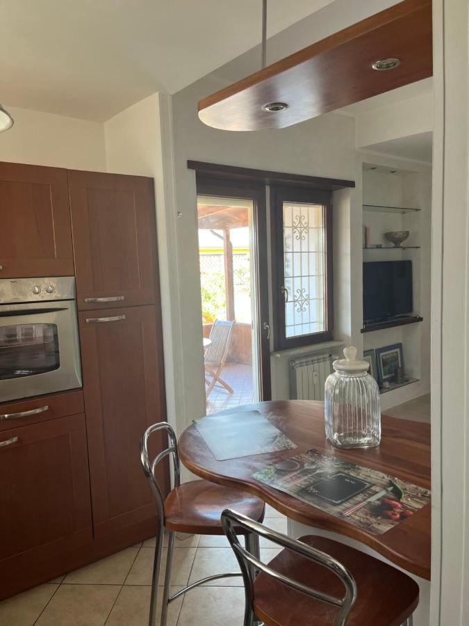 شقة Attico Con Terrazza In Via Dei Traghetti ليدو دي أوستيا المظهر الخارجي الصورة