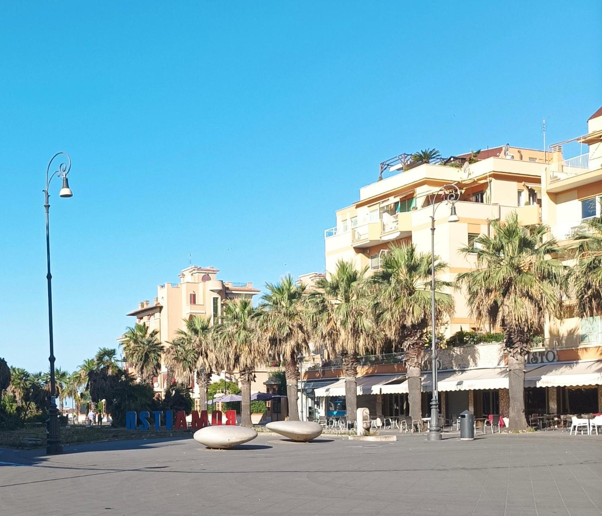 شقة Attico Con Terrazza In Via Dei Traghetti ليدو دي أوستيا المظهر الخارجي الصورة